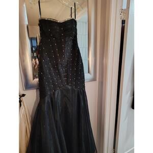 Tony Bowls Le Gala evening gown